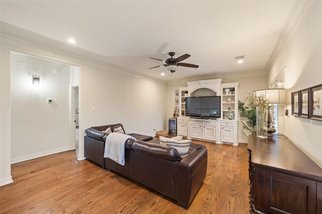 10812 Bourbon Street, Willis, TX 77318
