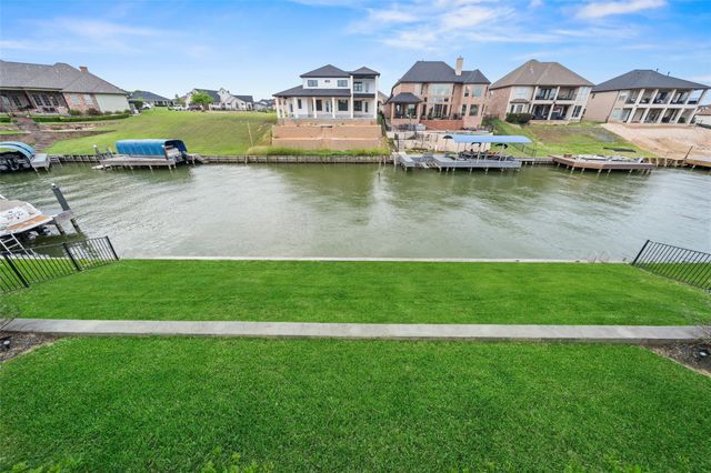 10812 Bourbon Street, Willis, TX 77318