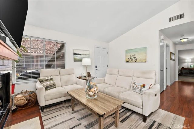1 Via Sincera, Rancho Santa Margarita, CA 92688