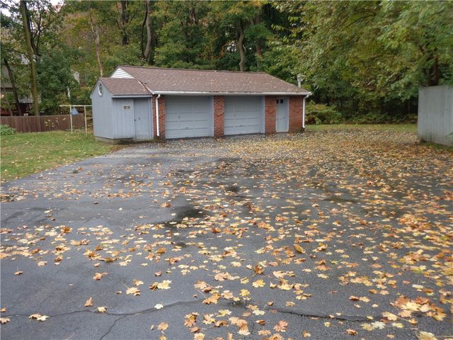 115 Roger Williams Avenue, East Providence, RI 02916