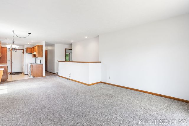 11386 Ripple Drive, Allendale, MI 49401
