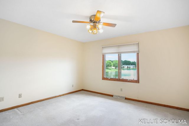 11386 Ripple Drive, Allendale, MI 49401
