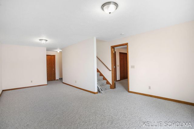 11386 Ripple Drive, Allendale, MI 49401