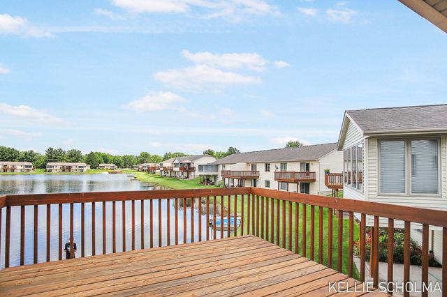 11386 Ripple Drive, Allendale, MI 49401