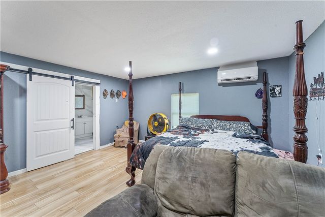 2196 Madison 8300, Huntsville, AR 72740