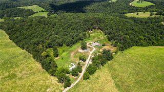 2196 Madison 8300, Huntsville, AR 72740