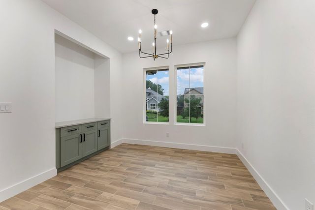 3709 Oak Court, Montgomery, TX 77356
