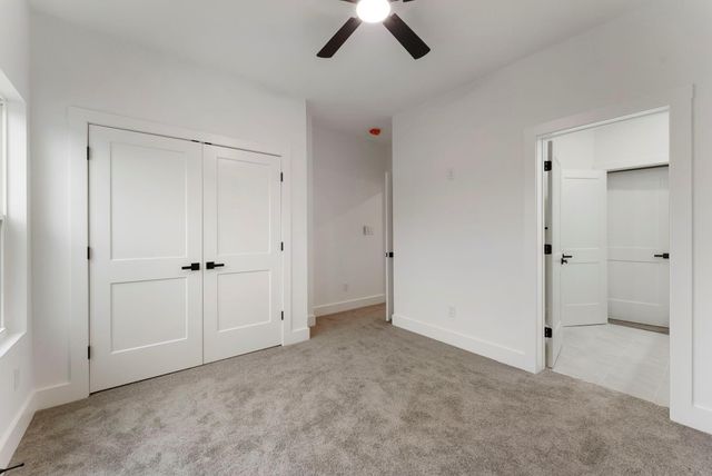 3709 Oak Court, Montgomery, TX 77356