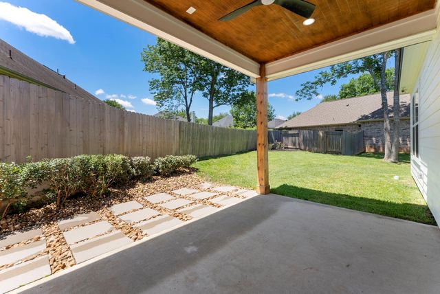 3709 Oak Court, Montgomery, TX 77356