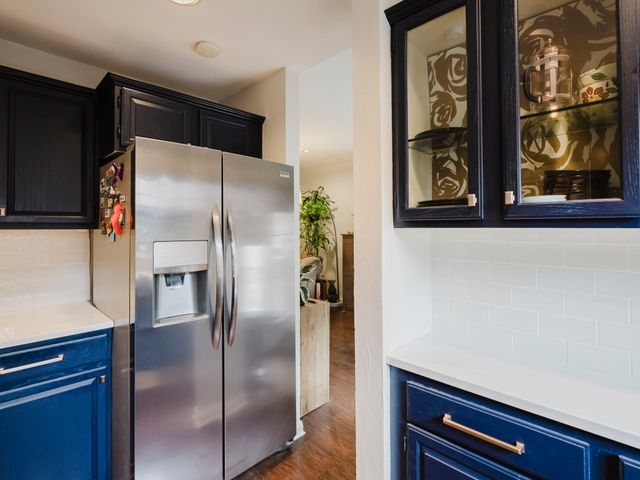 9910 Royal Lane 101, Dallas, TX 75231