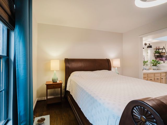 9910 Royal Lane 101, Dallas, TX 75231