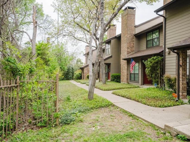 9910 Royal Lane 101, Dallas, TX 75231