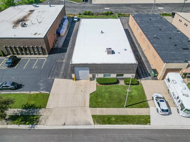 450 Bennett Road, Elk Grove Village, IL 60007