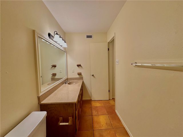 7202 Mansions Dr E3, Corpus Christi, TX 78414