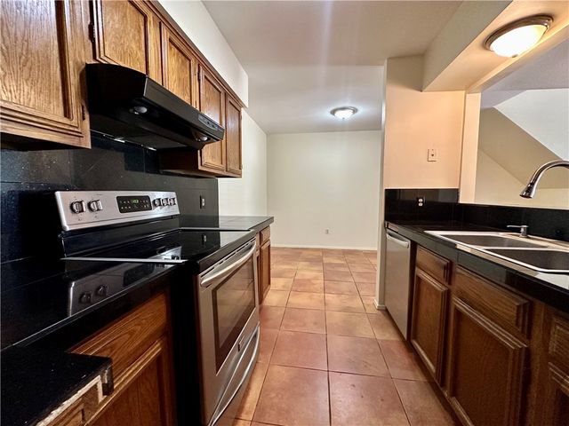 7202 Mansions Dr E3, Corpus Christi, TX 78414
