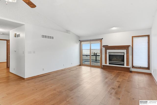 1127 N Cottonwood Street, Wahoo, NE 68066