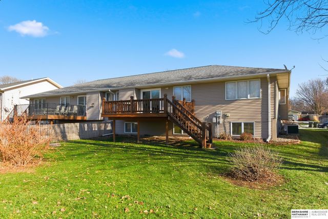 1127 N Cottonwood Street, Wahoo, NE 68066