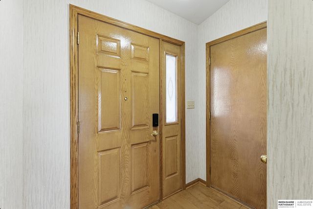 1127 N Cottonwood Street, Wahoo, NE 68066