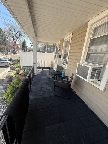 152 OLIVER AVENUE, Yonkers, NY 10701
