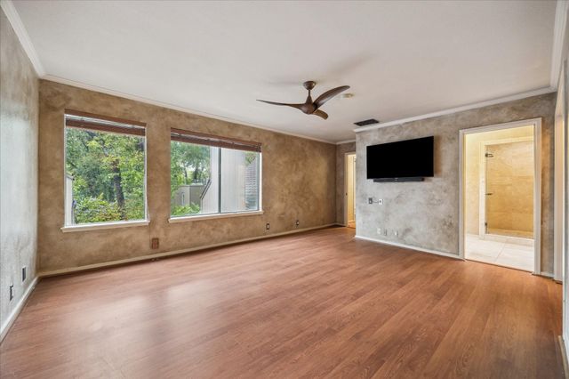 222 Litchfield Lane, Houston, TX 77024