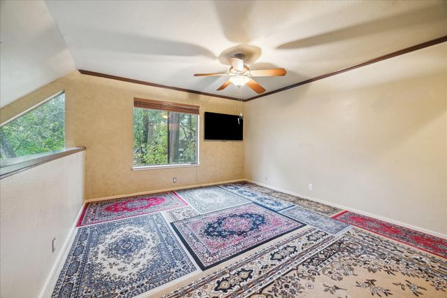 222 Litchfield Lane, Houston, TX 77024