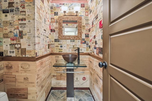 222 Litchfield Lane, Houston, TX 77024