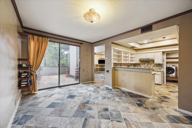 222 Litchfield Lane, Houston, TX 77024