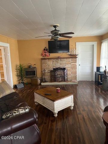 507 N Gray Avenue, Panama City, FL 32401