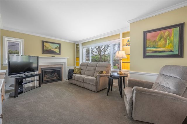 219 Dellwood Avenue, Oakwood, OH 45419