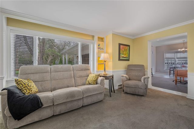 219 Dellwood Avenue, Oakwood, OH 45419