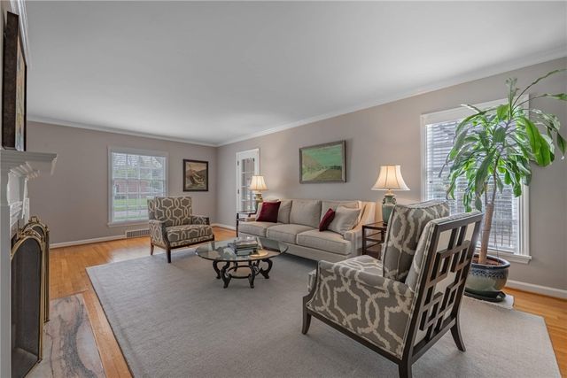 219 Dellwood Avenue, Oakwood, OH 45419