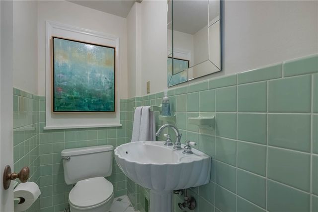 219 Dellwood Avenue, Oakwood, OH 45419