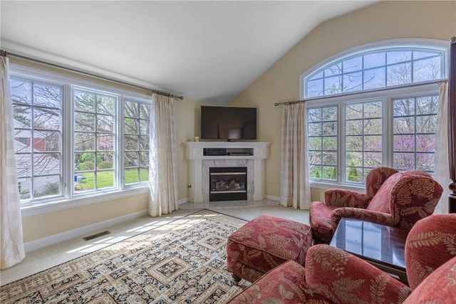 219 Dellwood Avenue, Oakwood, OH 45419