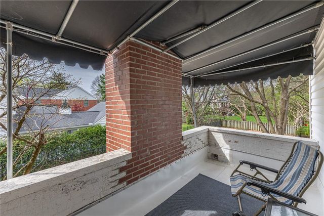 219 Dellwood Avenue, Oakwood, OH 45419