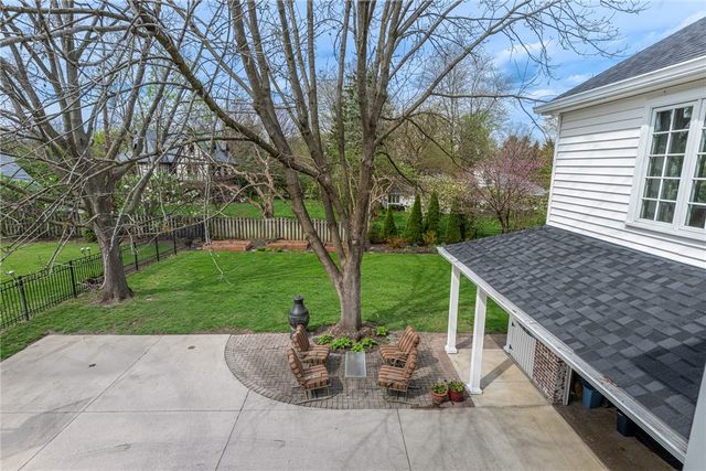 219 Dellwood Avenue, Oakwood, OH 45419