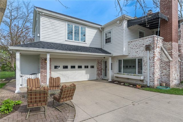 219 Dellwood Avenue, Oakwood, OH 45419