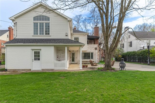 219 Dellwood Avenue, Oakwood, OH 45419