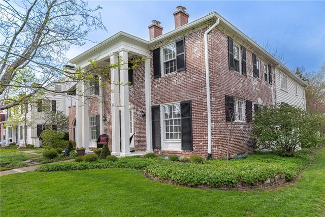 219 Dellwood Avenue, Oakwood, OH 45419