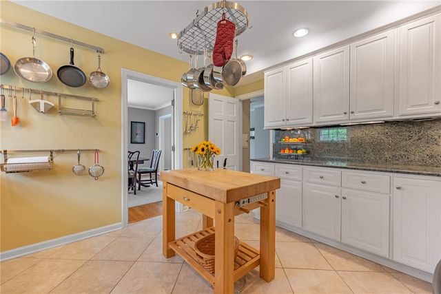 219 Dellwood Avenue, Oakwood, OH 45419