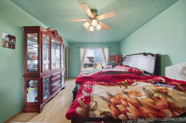 2857 W 111th Place S, Jenks, OK 74037