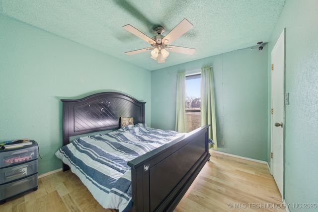 2857 W 111th Place S, Jenks, OK 74037