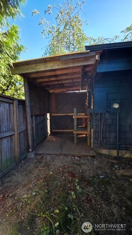 675 D Street, Blaine, WA 98230