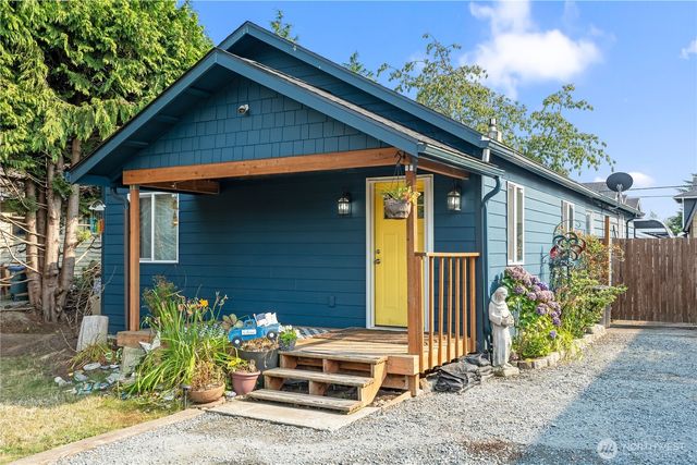 675 D Street, Blaine, WA 98230