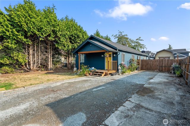 675 D Street, Blaine, WA 98230