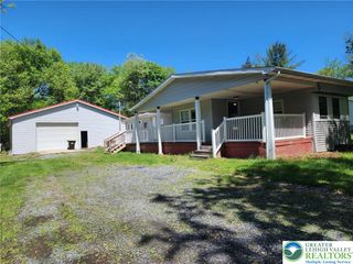 1150 East Stateside Drive, Lehigh Twp, PA 18038