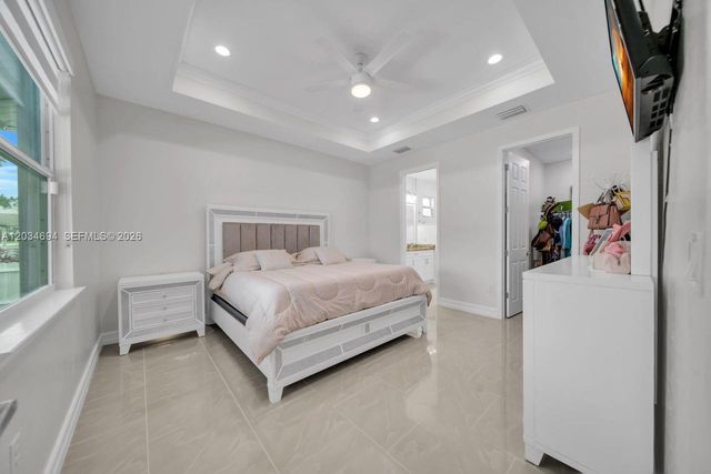 60 Floyd Ave S, Lehigh Acres, FL 33976