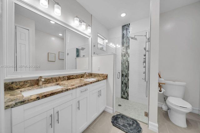 60 Floyd Ave S, Lehigh Acres, FL 33976