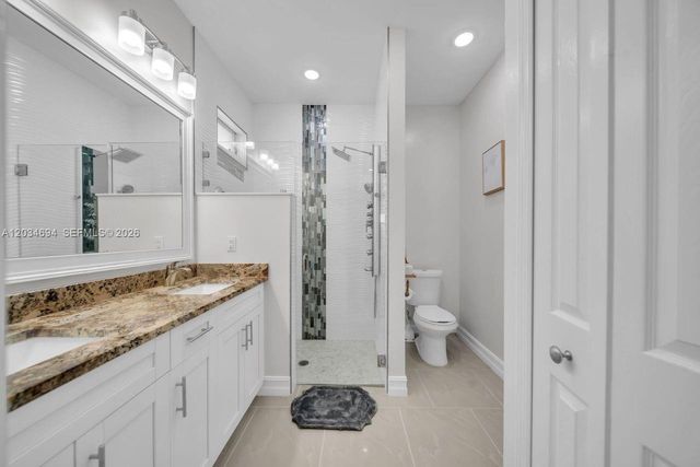 60 Floyd Ave S, Lehigh Acres, FL 33976