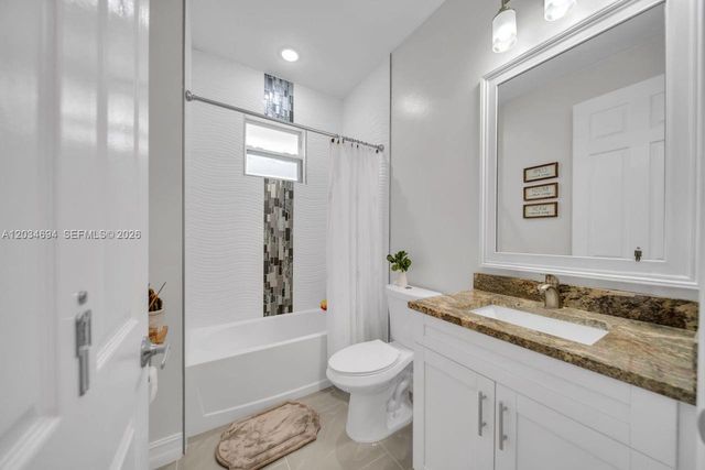 60 Floyd Ave S, Lehigh Acres, FL 33976