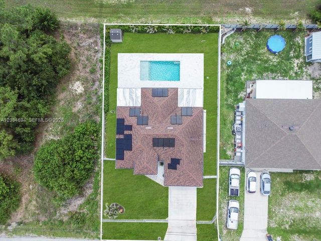 60 Floyd Ave S, Lehigh Acres, FL 33976